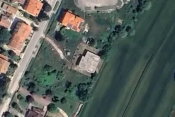 #24271 Terreni con destinazione agricola e suscettività edificatoria