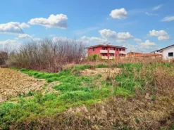 #20332 Terreni edificabili residenziali di 5.900 mq