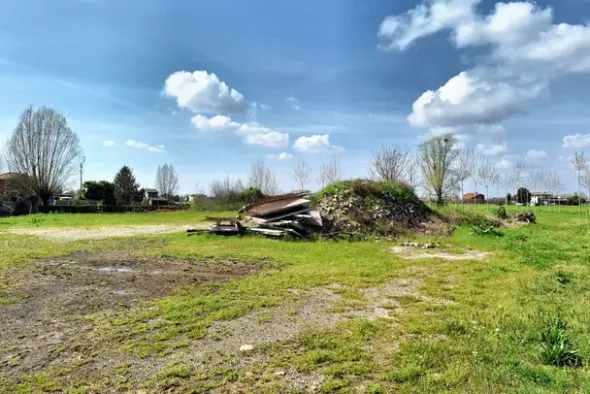 #23392 Terreno agricolo e residenziale di 10.978 mq