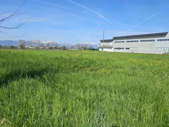 #23524 Terreno commerciale-industriale-direzionale ad intervento diretto fronte SP 349