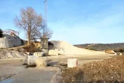 #23647 Terreno con impianto produzione calcestruzzi e inerti