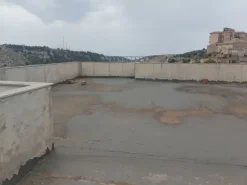 #14605 Terreno edificabile con edificio residenziale in costruzione