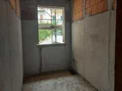 #14605 Terreno edificabile con edificio residenziale in costruzione