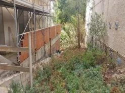 #14605 Terreno edificabile con edificio residenziale in costruzione