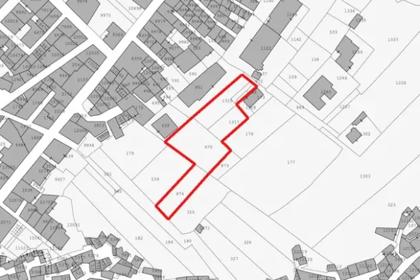 #14605 Terreno edificabile con edificio residenziale in costruzione
