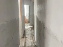 #14605 Terreno edificabile con edificio residenziale in costruzione