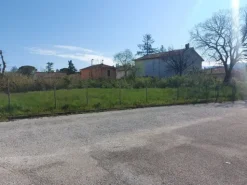 #20507 Terreno edificabile di 830 mq