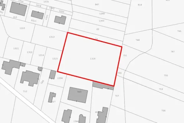 #20989 Terreno edificabile residenziale di 3.065 mq