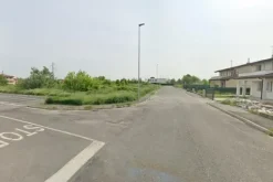 #22793 Terreno edificabile residenziale di 1.606 mq