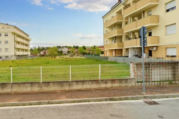 #21388 Terreno edificabile residenziale di 772 mq