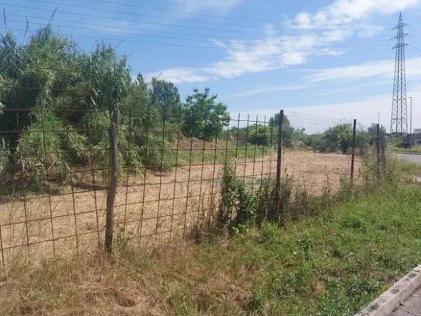 #2527000 Terreno edificabile residenziale di 71.935 mq