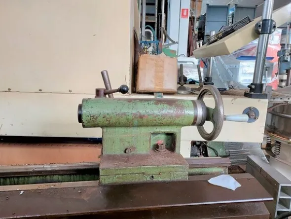 10#7397 Tornio parallelo Mt 200