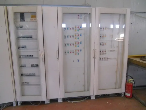 7#4851 Torre di raffreddamento Thermac e cavi elettrici