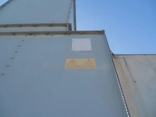 7#4851 Torre di raffreddamento Thermac e cavi elettrici