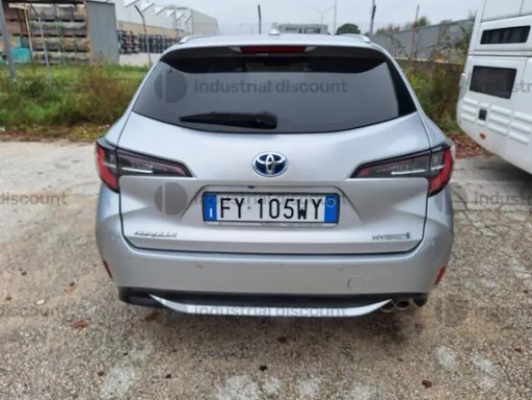 8#9992 Toyota Corolla Hybrid