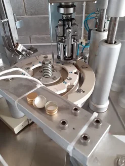 TP122 Tappatrice ONAF usata per cosmetici 2000 bph