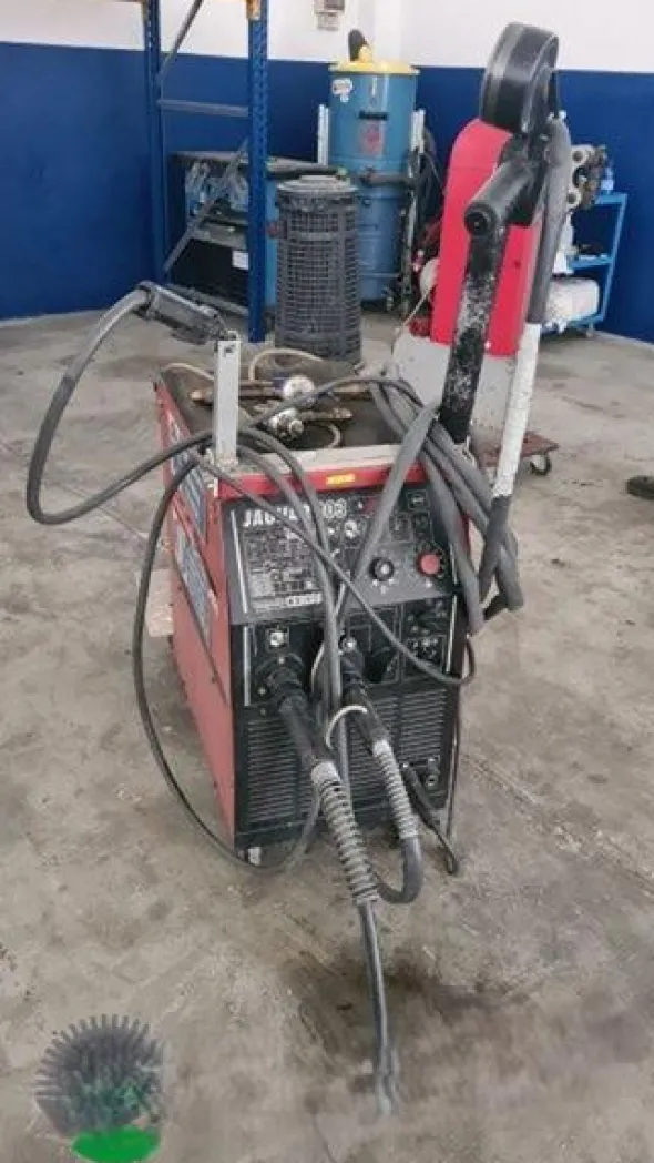 TRACTOR IN ARCO SOMMERSO ESAB A2 + LAE 800