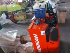 136#7892 Transpallet Doosan