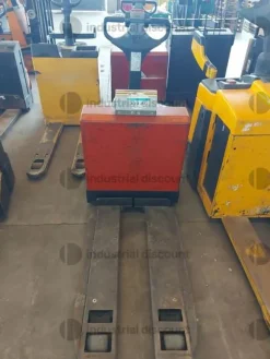 11#9470 Transpallet elettrico BT