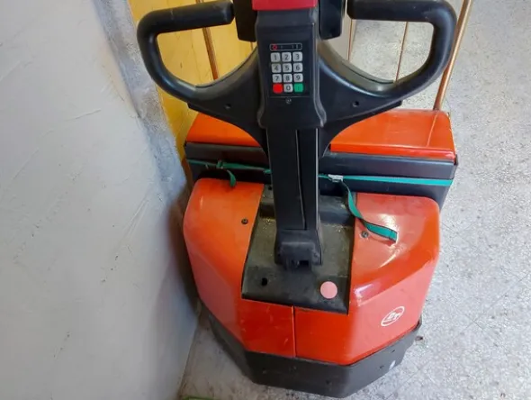 1#7951 Transpallet elettrico BT W18