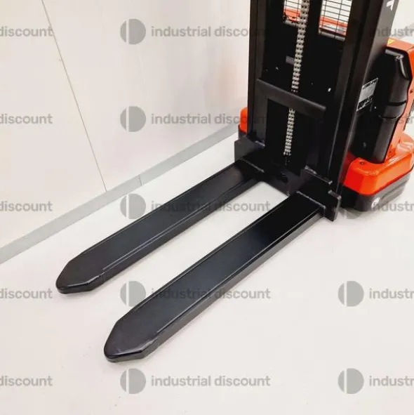 10#10277 Transpallet elettrico EP Equipment Co.
