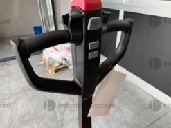 26#10277 Transpallet elettrico Toyota