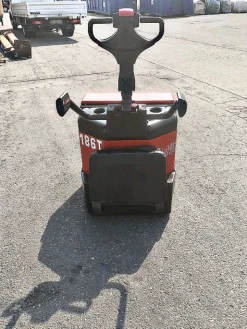 Transpallet elettrico uomo a bordo