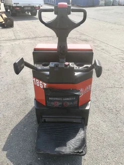 Transpallet elettrico uomo a bordo