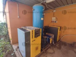 2#10039 Transpallet, Gruppo elettrogeno Elcos ecompressore Kaeser