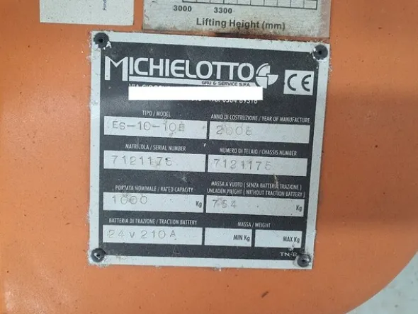 5#7810 Transpallet Michielotto e scale in ferro