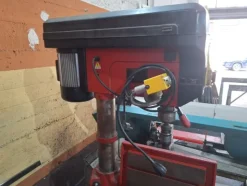 5#8514 Trapano a colonna Fervi