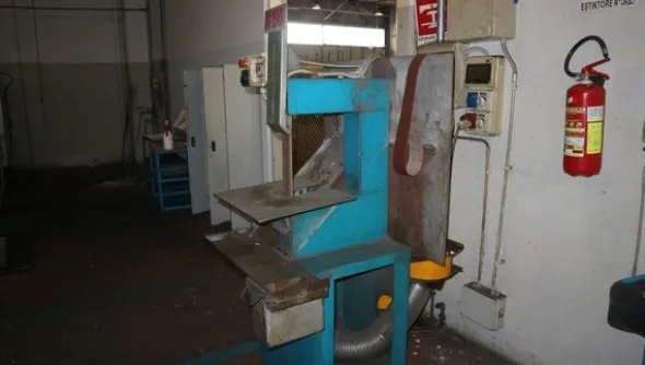 69#5049 Trapano a colonna Serrmac e smerigliatrici