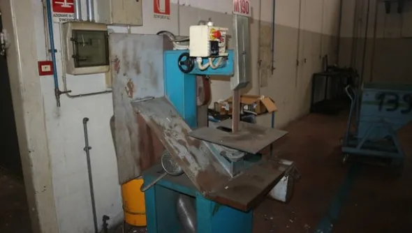 69#5049 Trapano a colonna Serrmac e smerigliatrici