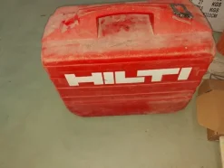 7#5859 Trapano Makita e avvitatore De Walt