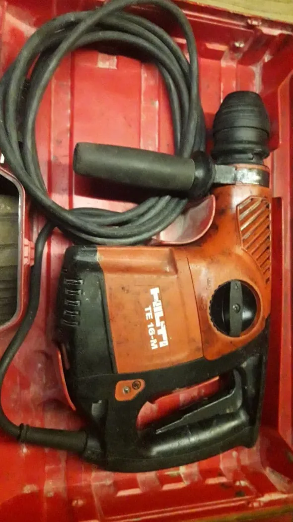 TRAPANO - TASSELLATORE HILTI TE-16-M