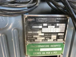 TRASFORMATORE AD OLIO