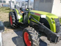 1#6113 Trattore agricolo Claas