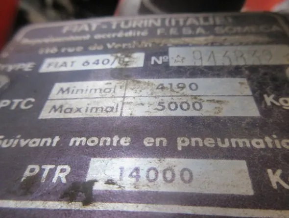 92#7078 Trattore agricolo Fiat