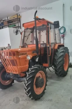2#9869 Trattore agricolo FIAT 640DT8