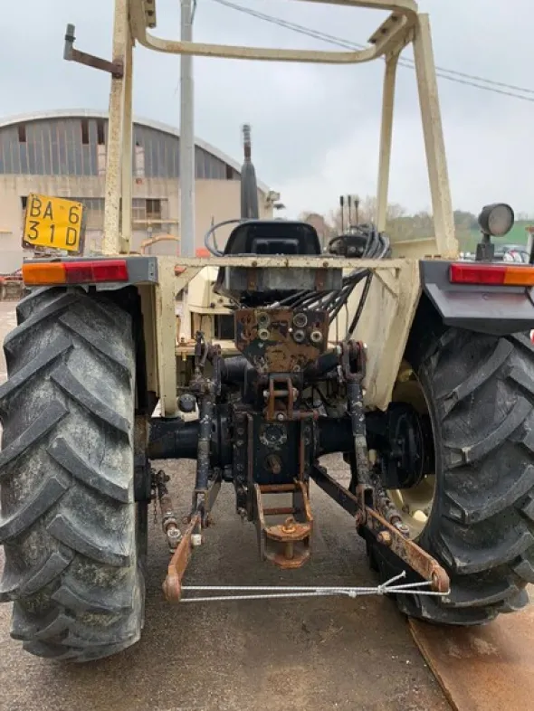 5#8237 Trattore agricolo Lamborghini DT653