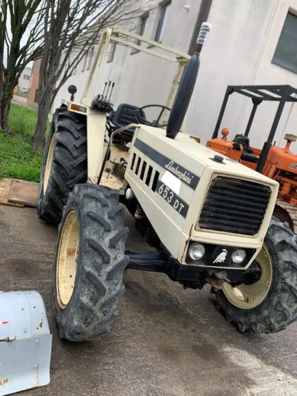 5#8237 Trattore agricolo Lamborghini DT653