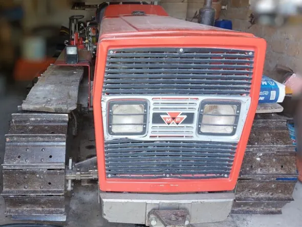 2#8034 Trattore agricolo Massey Ferguson