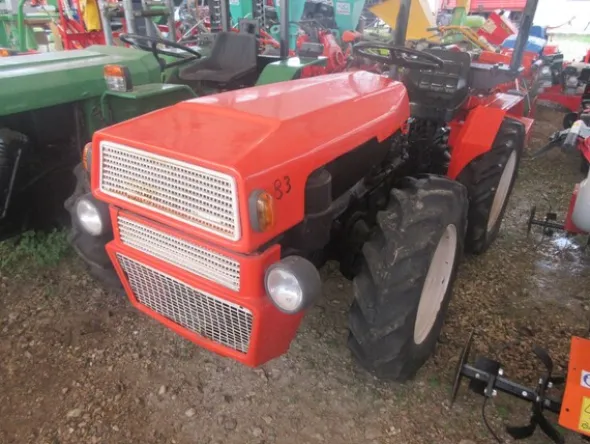 90#7078 Trattore agricolo snodato PGS