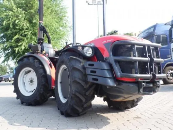 8#4423 Trattore Carraro SRX8400
