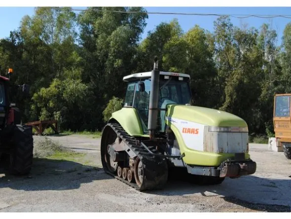 31#3287 Trattore cingolato Claas Challenger 35