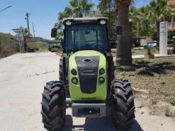 20#3287 Trattore Claas Nexos 240