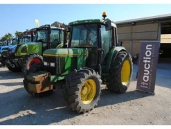 8#3287 Trattore John Deere 6400 AS
