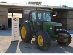 8#3287 Trattore John Deere 6400 AS