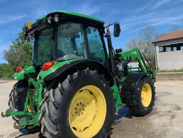 2#7949 Trattore John Deere 5100 R