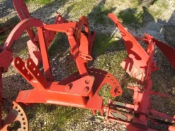 37#7078 Trattore Kubota e attrezzature agricole